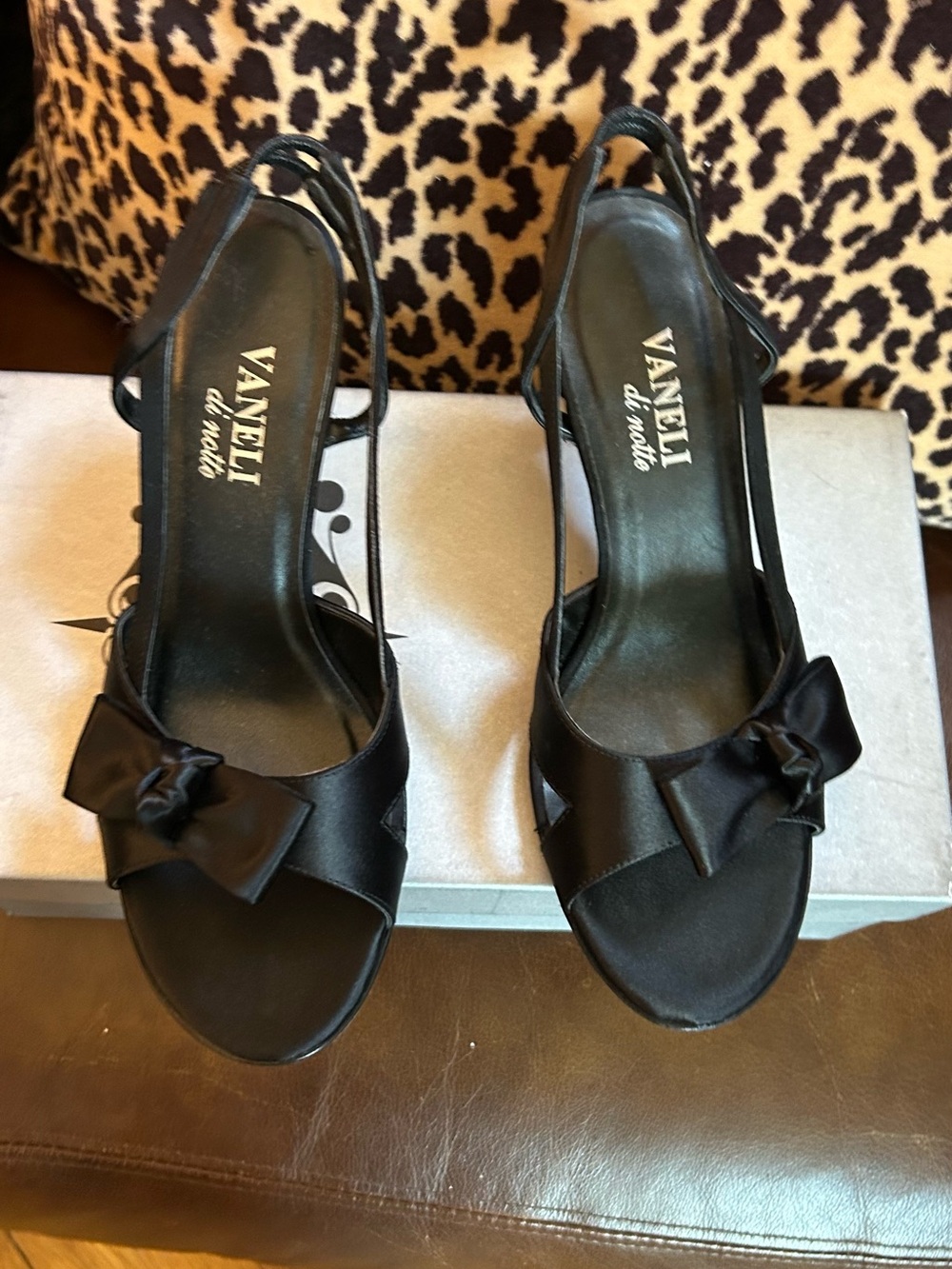 Black Satin Slingback Heels with Bow size 6.5 by  Vaneli great condition